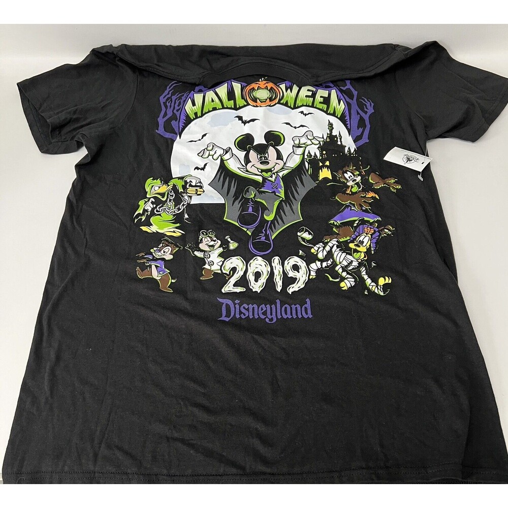 Disney Parks Halloween Mickey & Friends 2019 T-Shirt GLOW IN THE DARK NEW Sz M